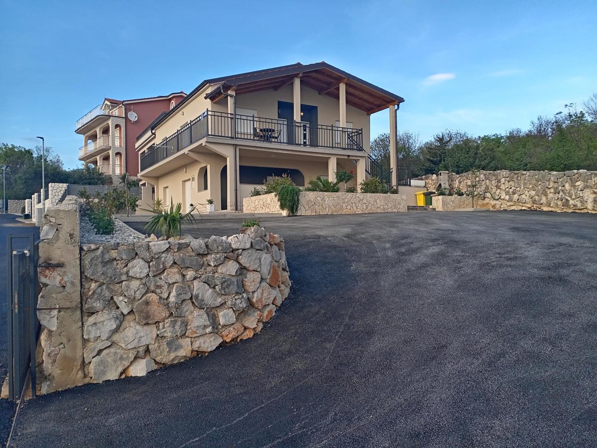 Apartmani Suzana Crikvenica Exterior photo