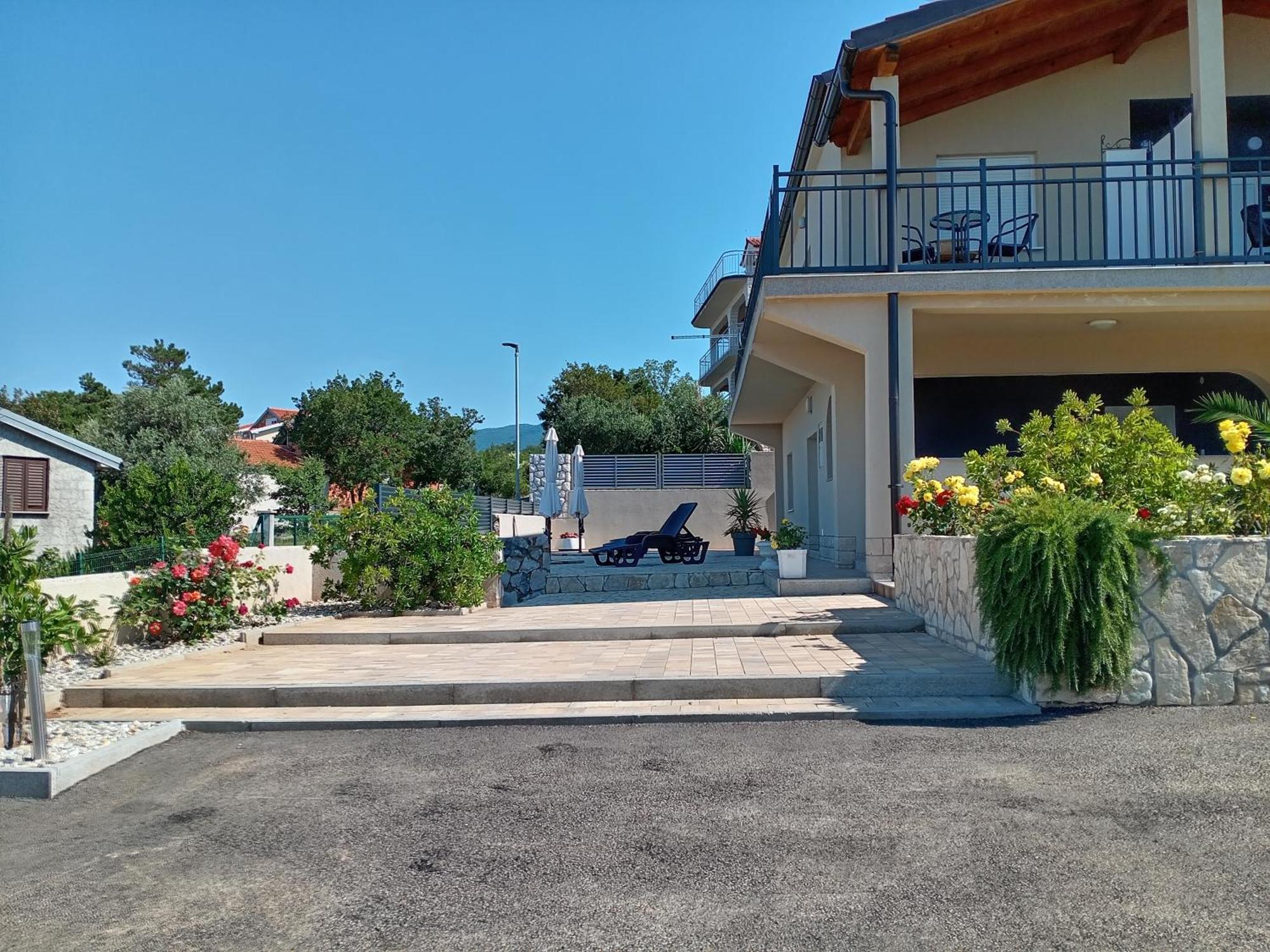 Apartmani Suzana Crikvenica Exterior photo